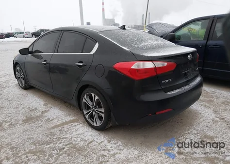 2016 Kia Forte Ex z USA, uszkodzony, nr VIN KNAFZ4A82G5548121